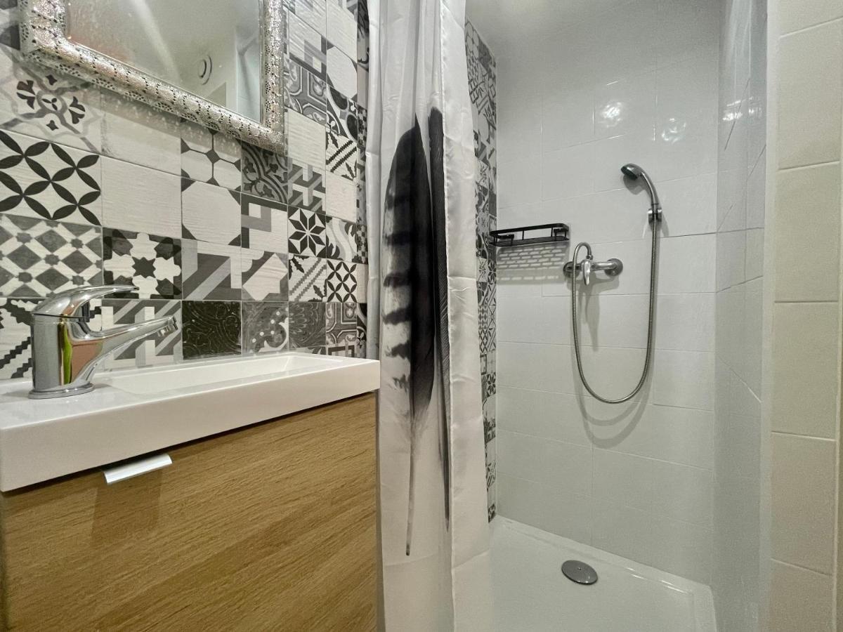 Rooftop N°38 - Rooms Et Studios - Vue Cite Medievale การ์กาซอน ภายนอก รูปภาพ